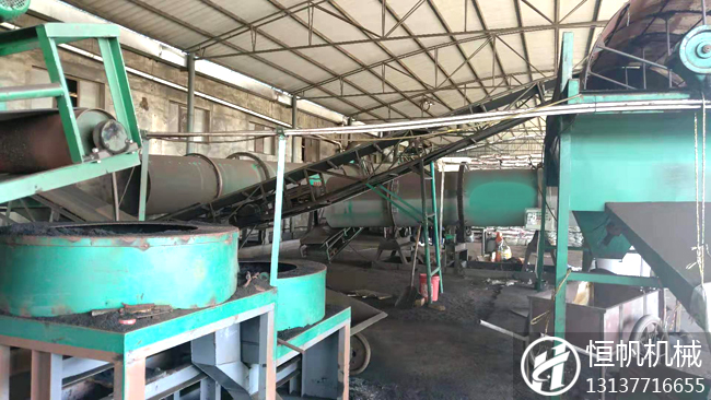 小型牛粪有机肥生产设备要多少钱?(图1) 牛粪有机肥生产线