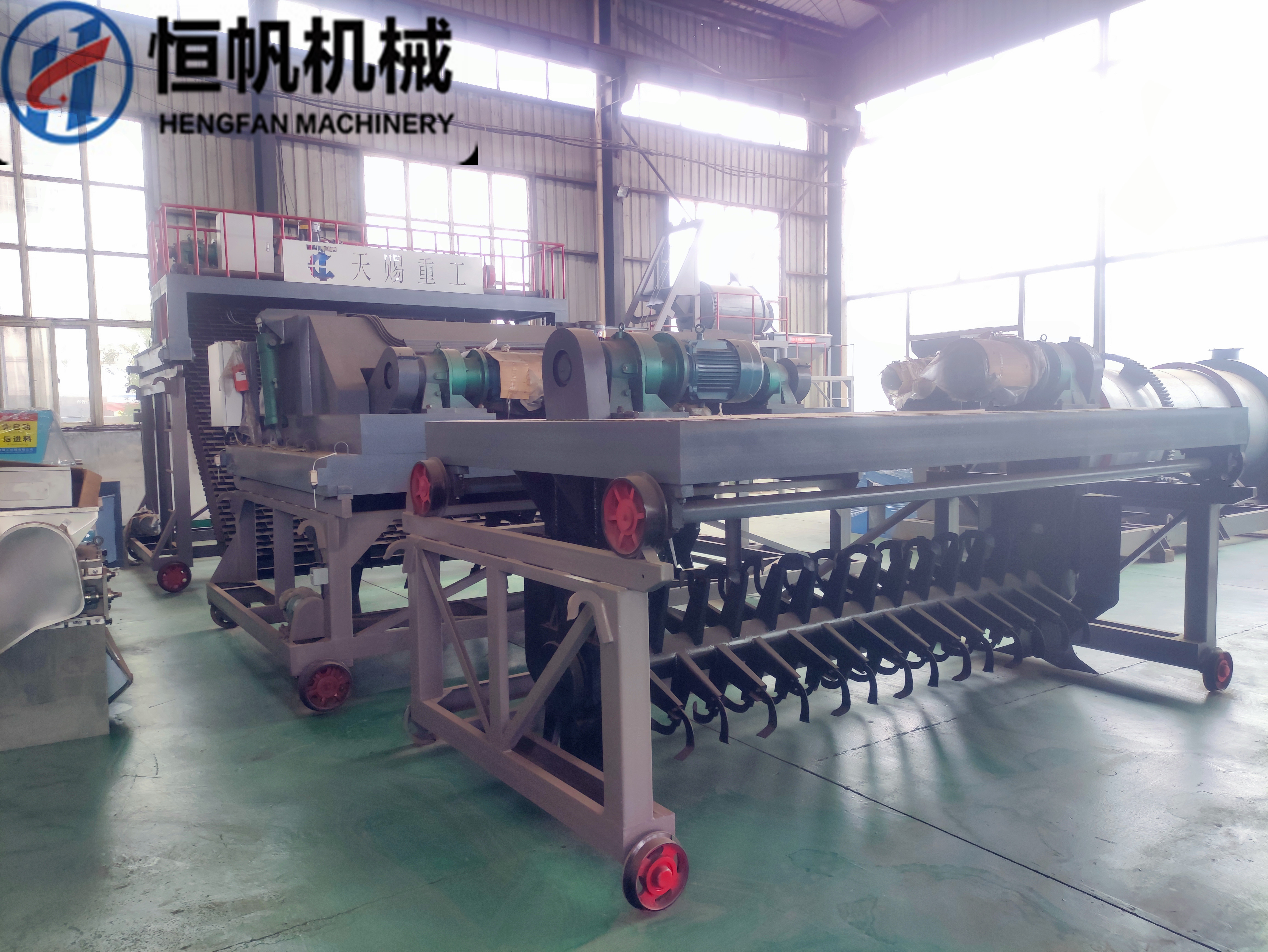 什么样的翻堆机更好呢?(图1) 什么样的翻堆机更好呢?(图1)