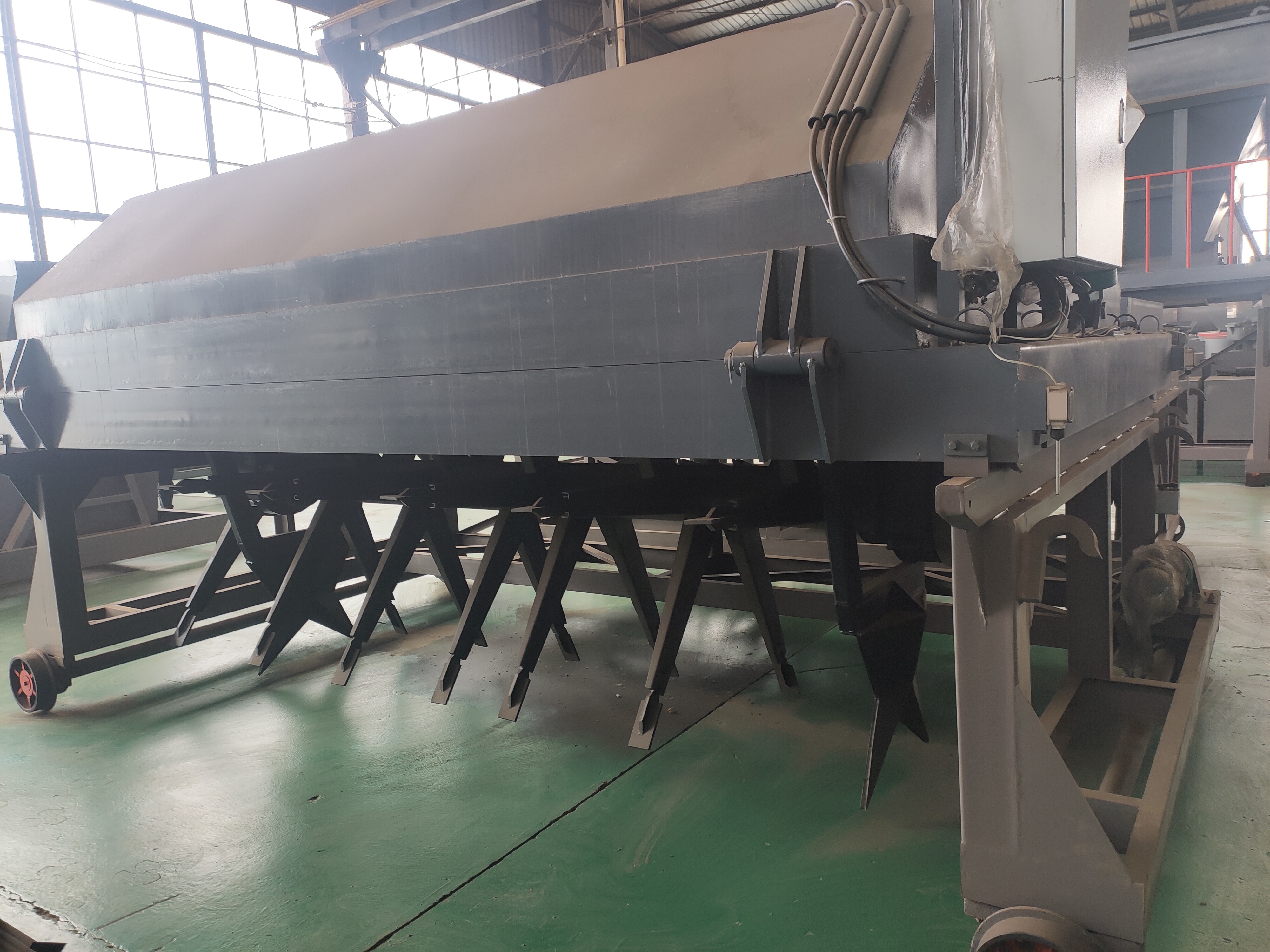 一般建议使用动物粪便。有机质含量越，效果就越好，这是真的吗？(图1)